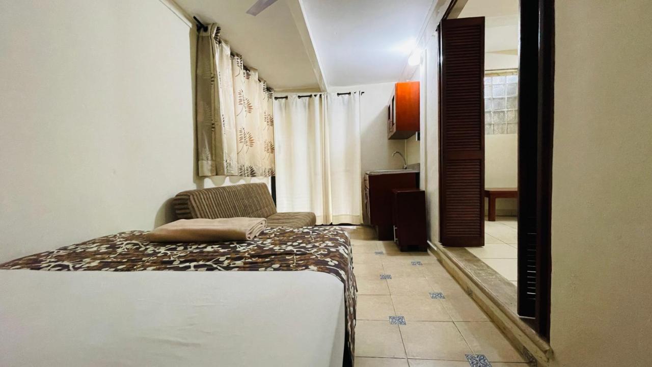 Hotel B&B - 5Th Avenue Playa del Carmen Exterior foto A room at the hotel