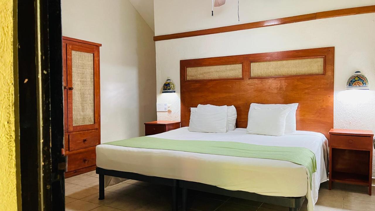 Hotel B&B - 5Th Avenue Playa del Carmen Exterior foto A bedroom at the hotel