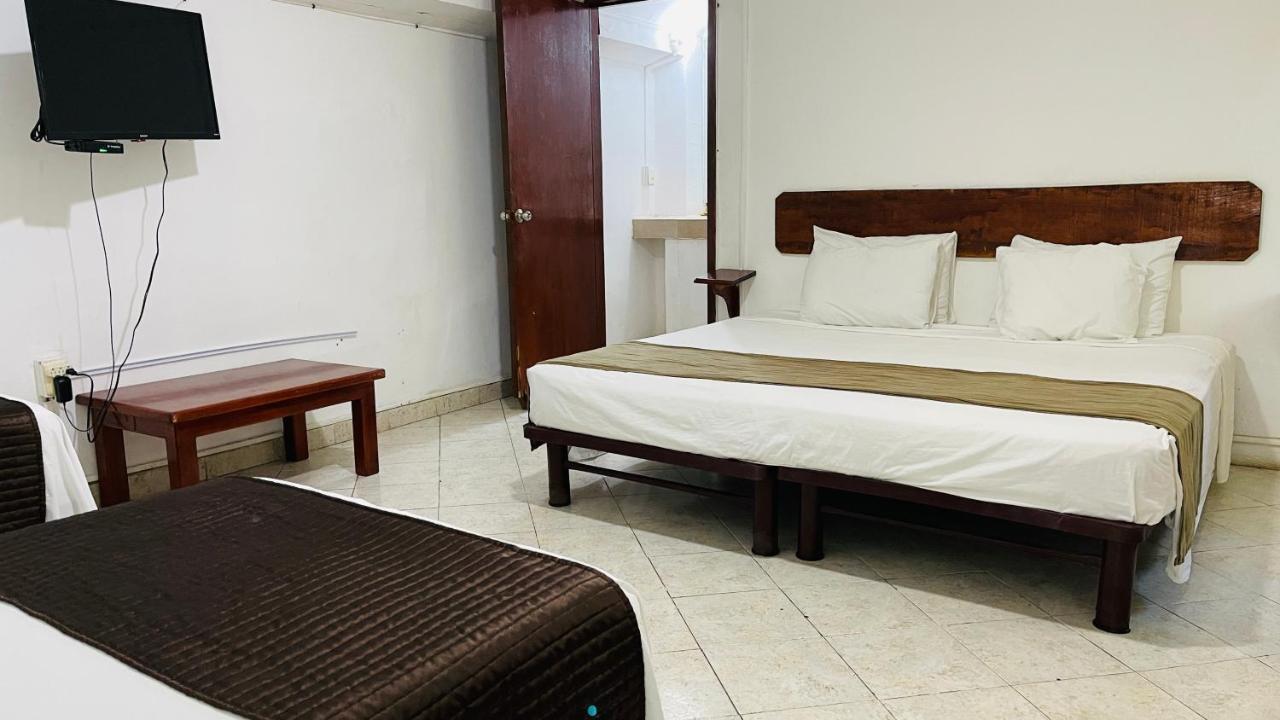Hotel B&B - 5Th Avenue Playa del Carmen Exterior foto A room at the hotel