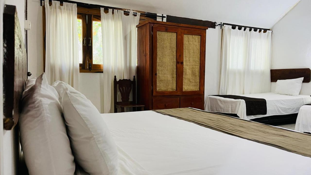 Hotel B&B - 5Th Avenue Playa del Carmen Exterior foto A bedroom at the hotel